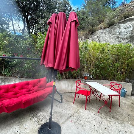 Maisonnette Entre Luberon Et Sainte Victoire La Bastidonne Екстериор снимка