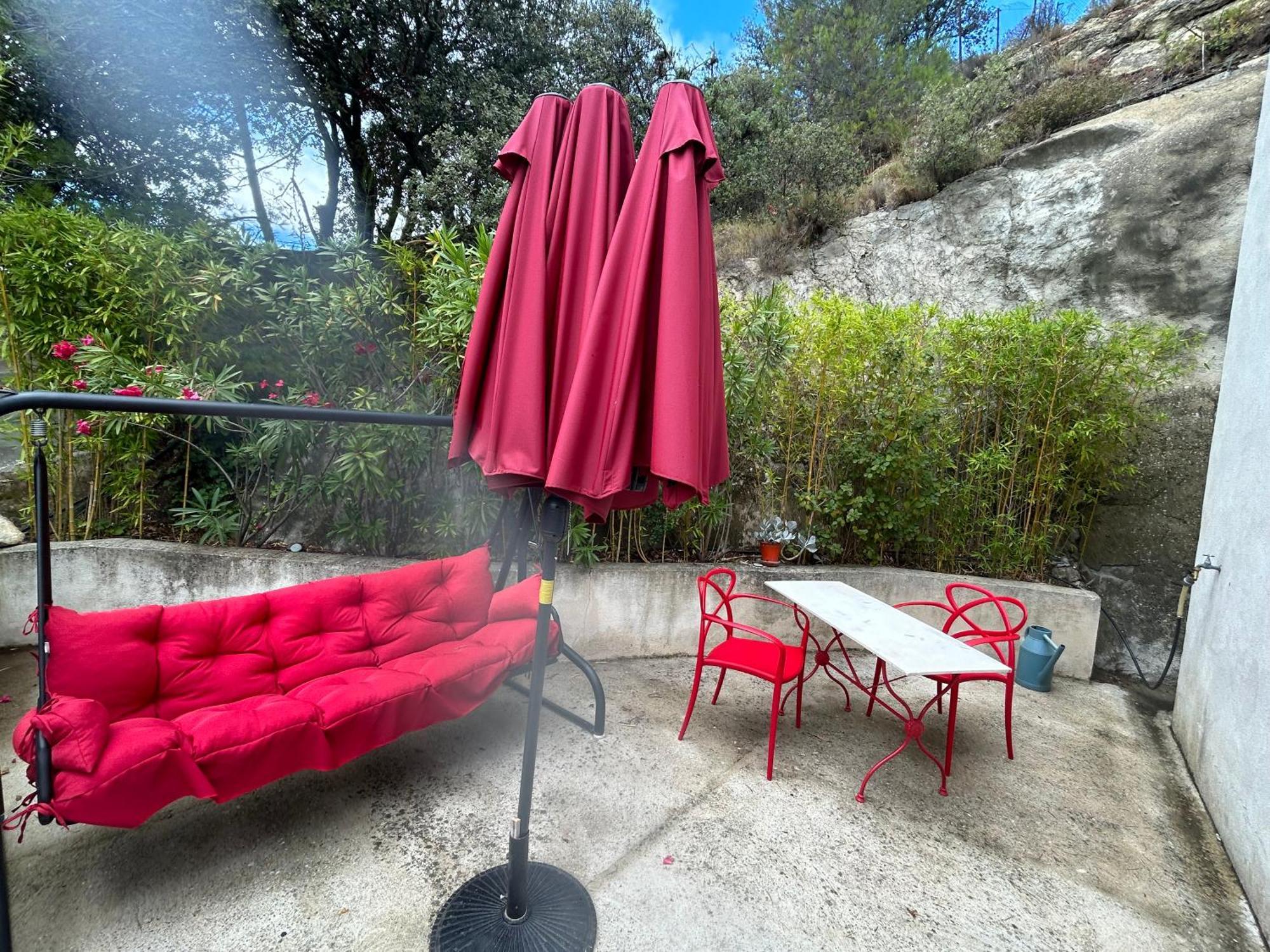 Maisonnette Entre Luberon Et Sainte Victoire La Bastidonne Екстериор снимка